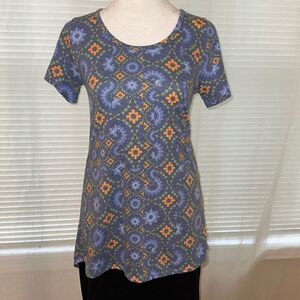 LuLaRoe XS Irma Indigo Blue Green Gold Gray Short Sleeve High Low Crew Tee Top